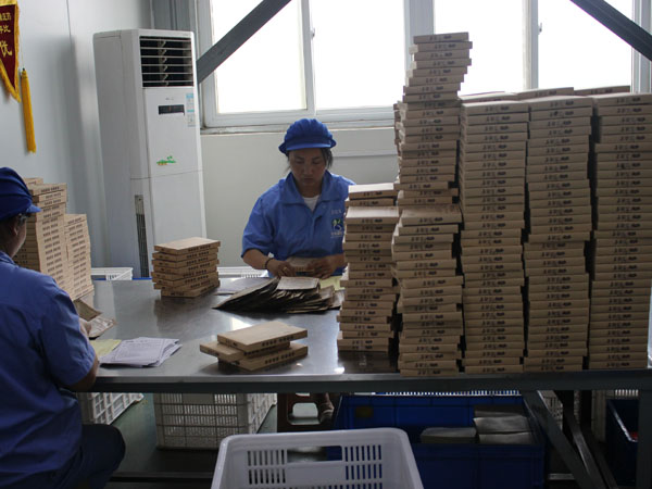 代加工生產(chǎn)膏藥的膏藥貼牌代加工廠(chǎng)家哪家靠譜？